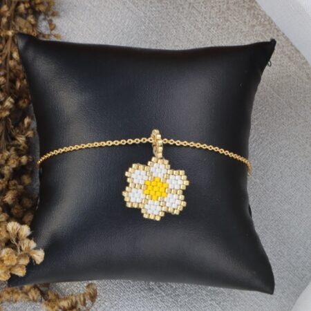 Sunny Daisy Bracelet
